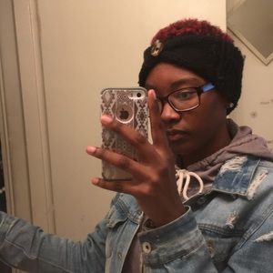 Meet your Posher, Dionne